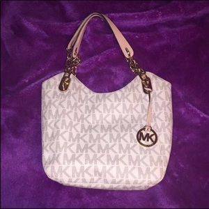 MK purse .